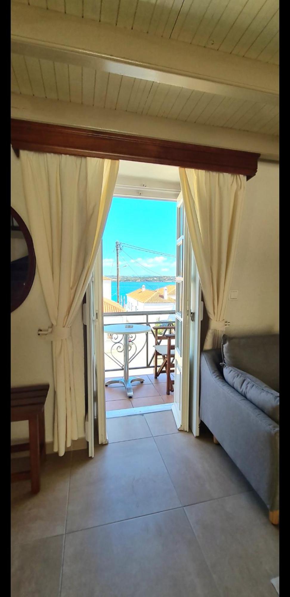 Kastro Hotel Spétses Habitación foto
